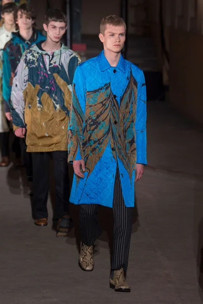 Look 103